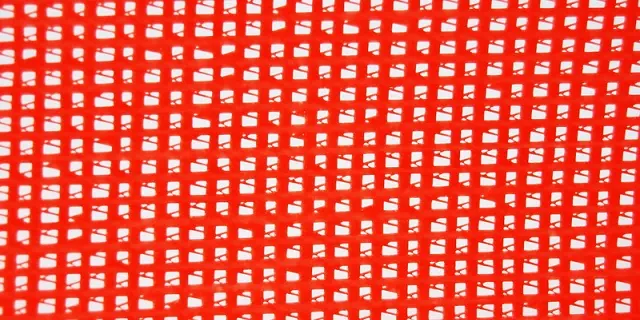 PVC coated mesh red / fine surface and opening reference